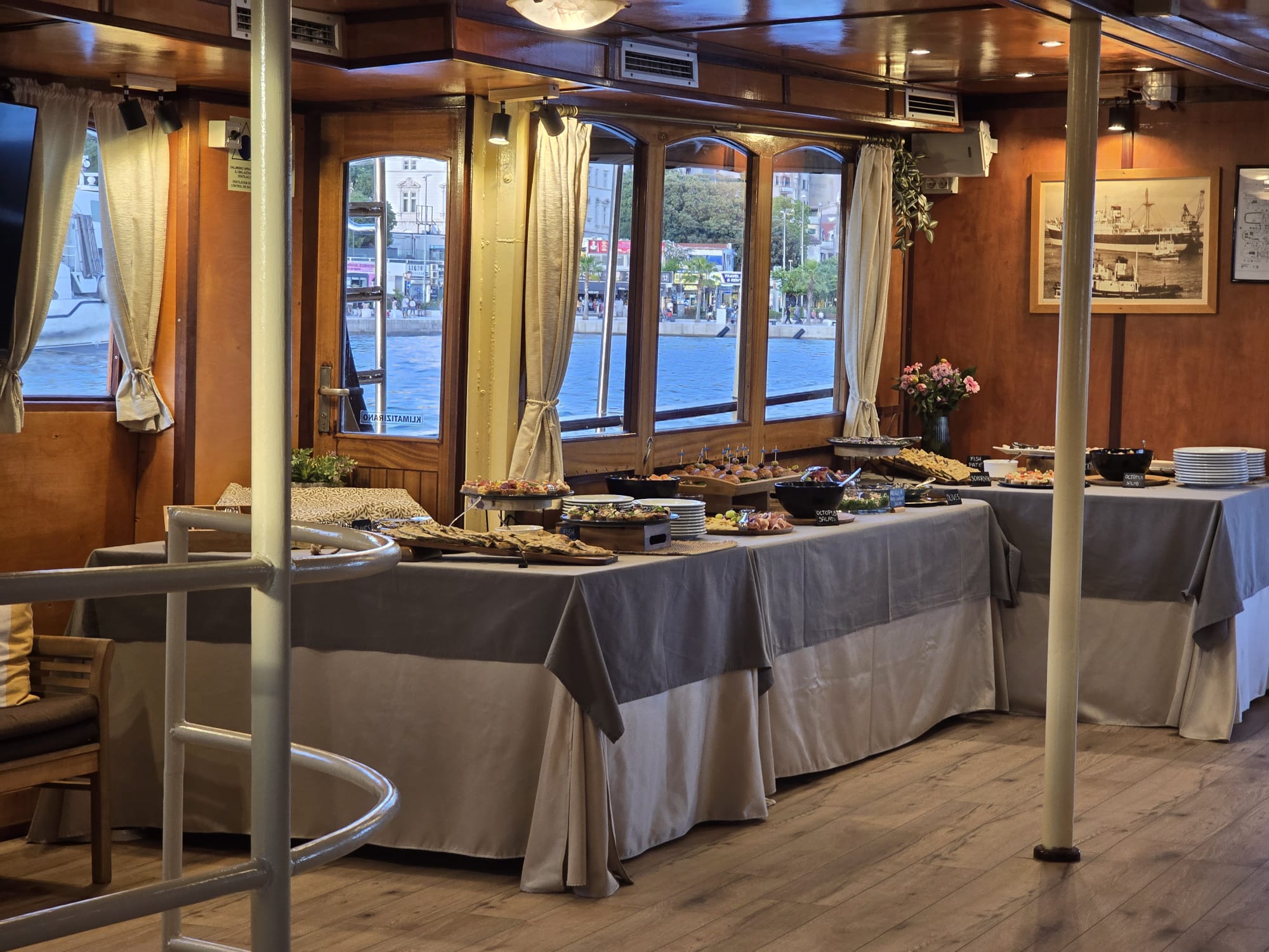 Event boat Polaris photo 2
