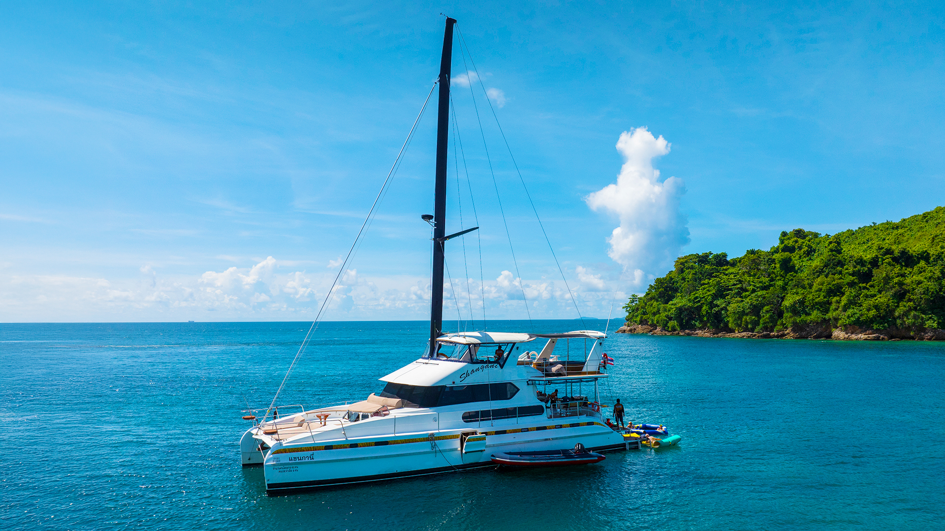 Shangani Blue Lagoon 70 ft photo 1
