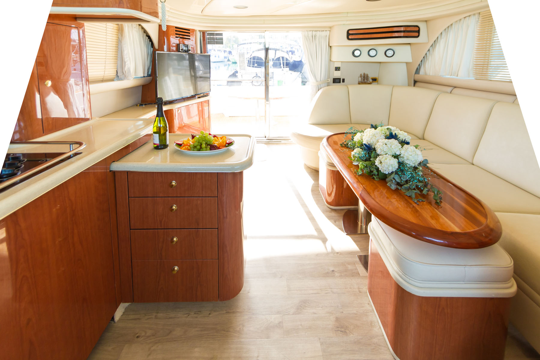 Sea Ray 52 photo 2