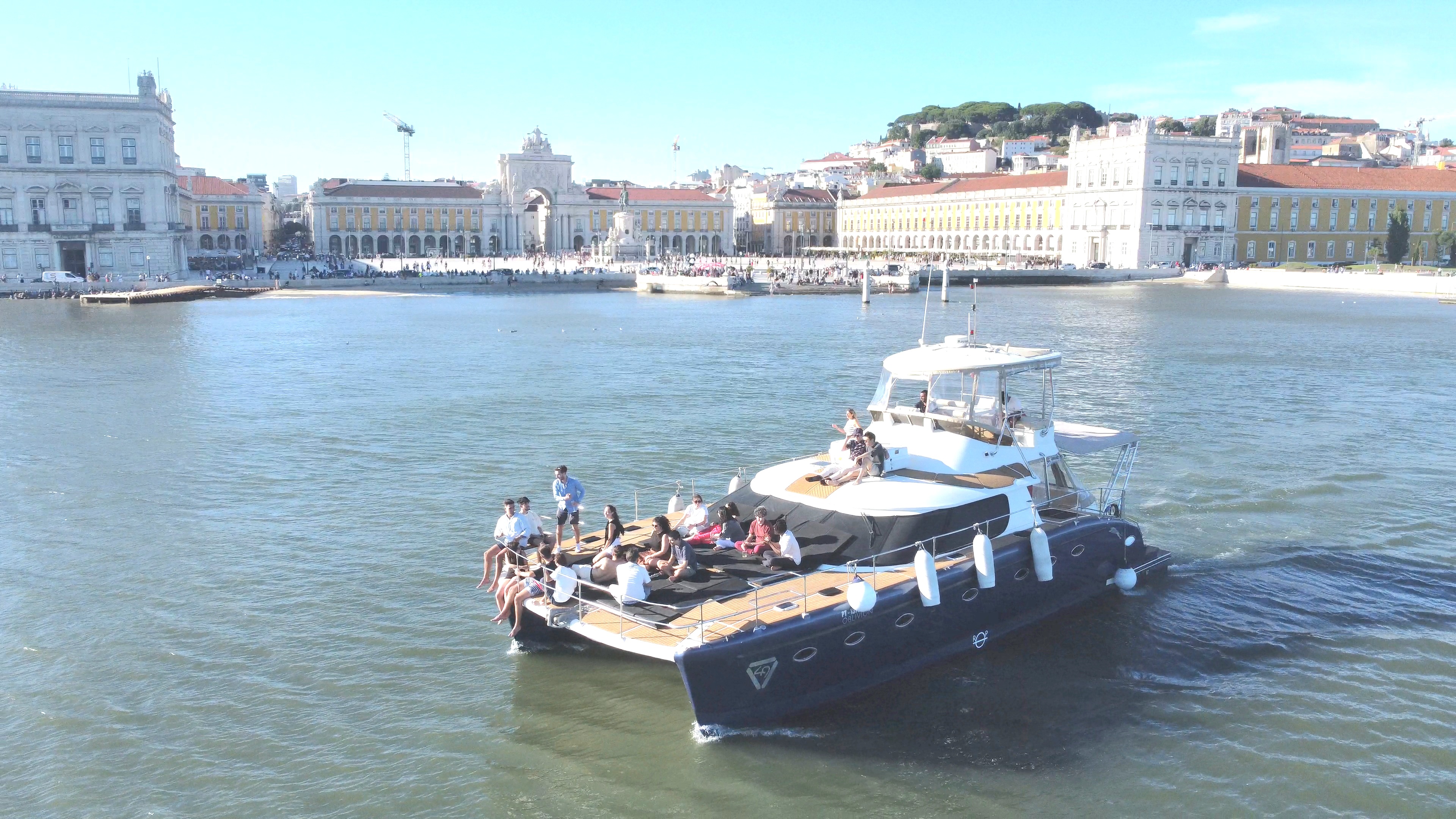 40 passengers catamaran in lisbon photo 3