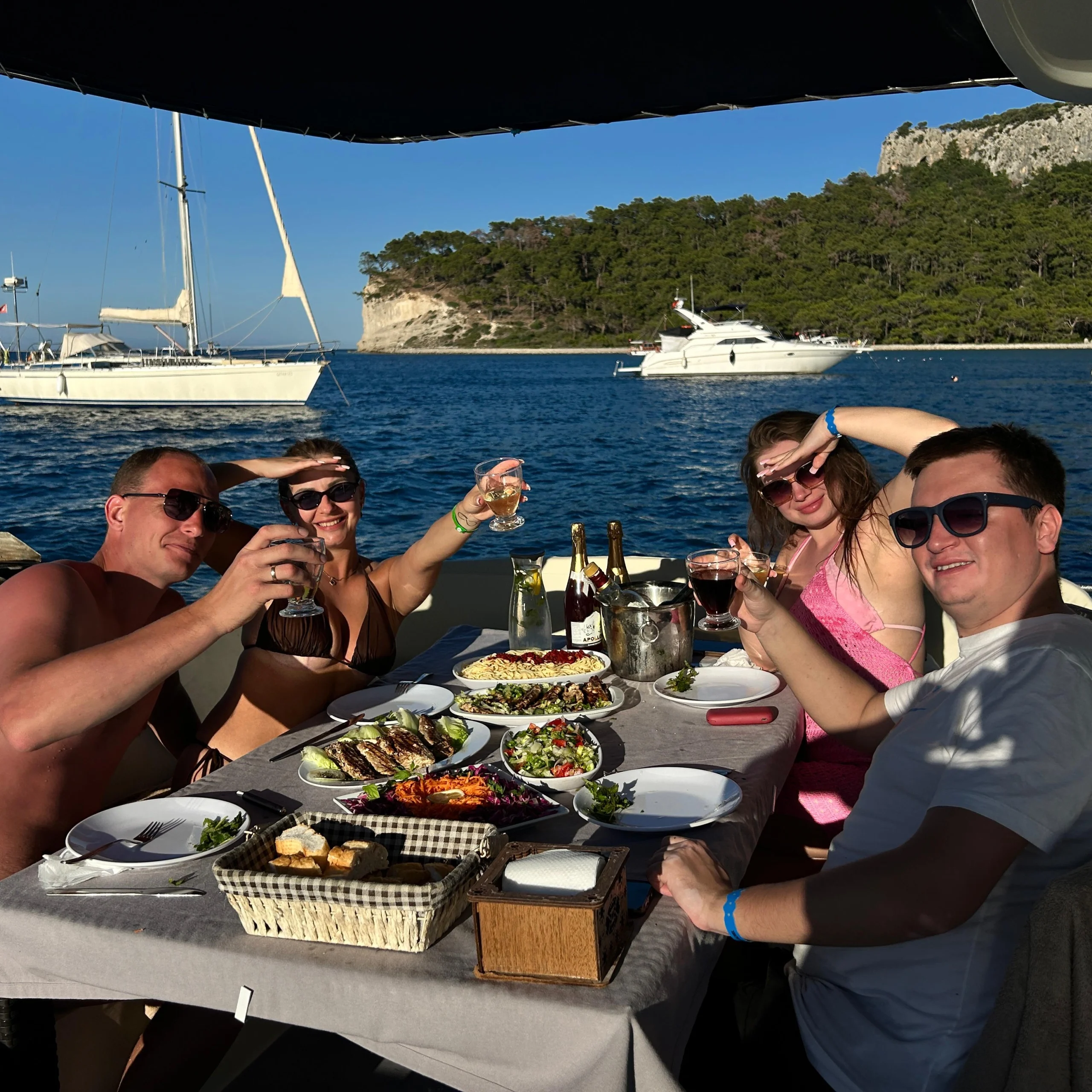Private Yacht Charter in Konyaaltı