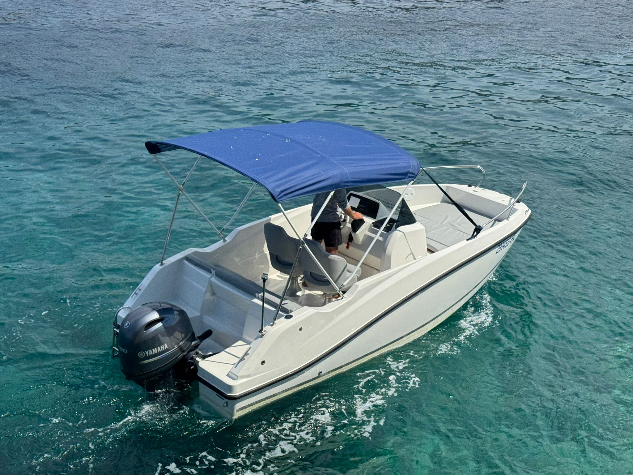 Quicksilver 100hp
